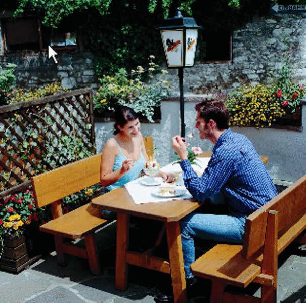 Hotel Restaurant Gradlwirt Niederndorf  Exteriér fotografie