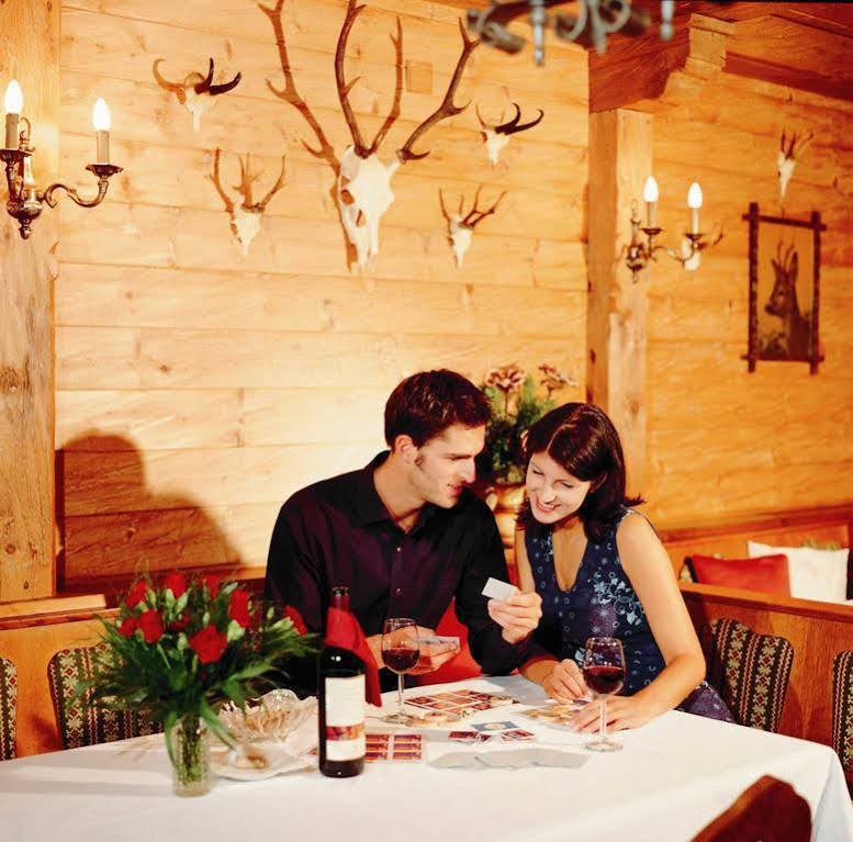 Hotel Restaurant Gradlwirt Niederndorf  Exteriér fotografie