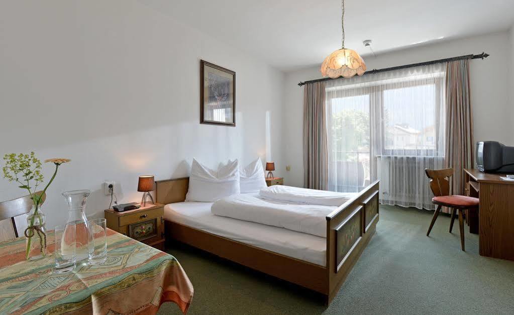 Hotel Restaurant Gradlwirt Niederndorf  Exteriér fotografie