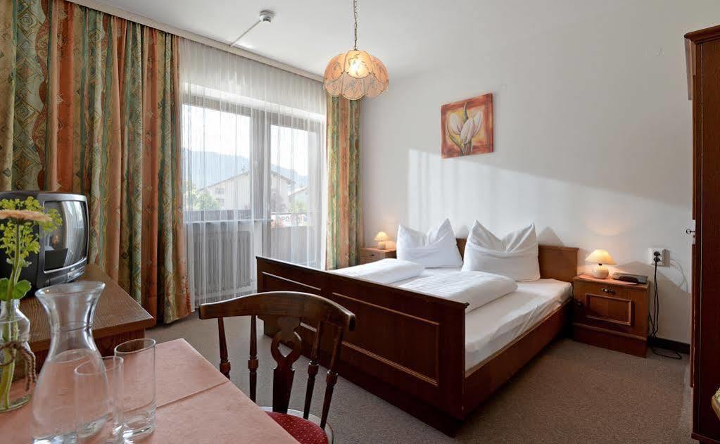 Hotel Restaurant Gradlwirt Niederndorf  Exteriér fotografie