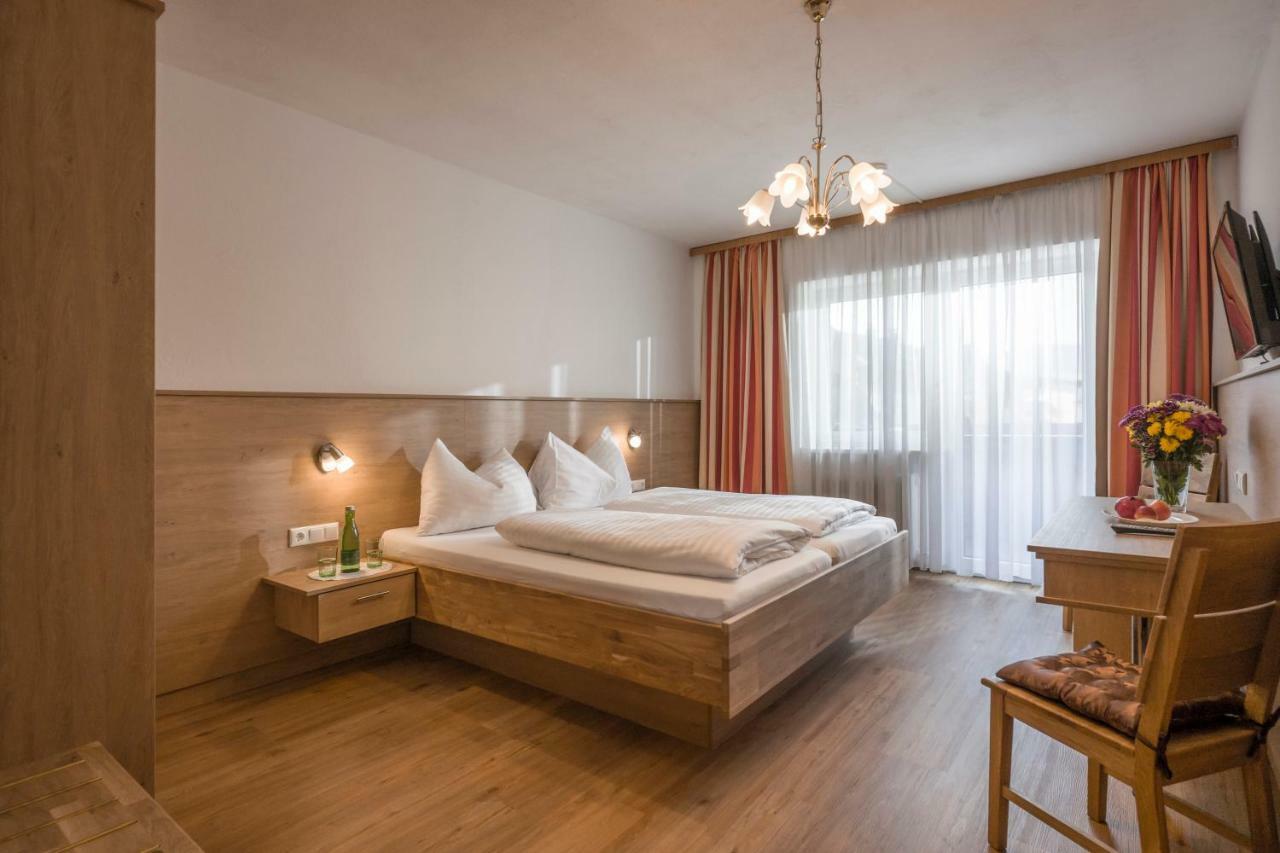Hotel Restaurant Gradlwirt Niederndorf  Exteriér fotografie